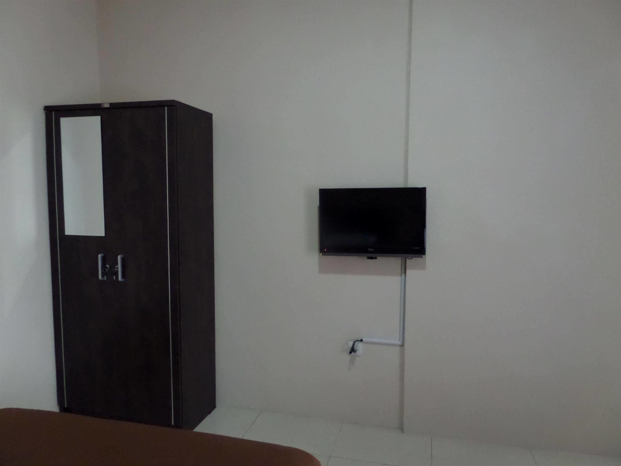 Готель Oyo 201 Emdi House Timoho Джок'якарта Екстер'єр фото