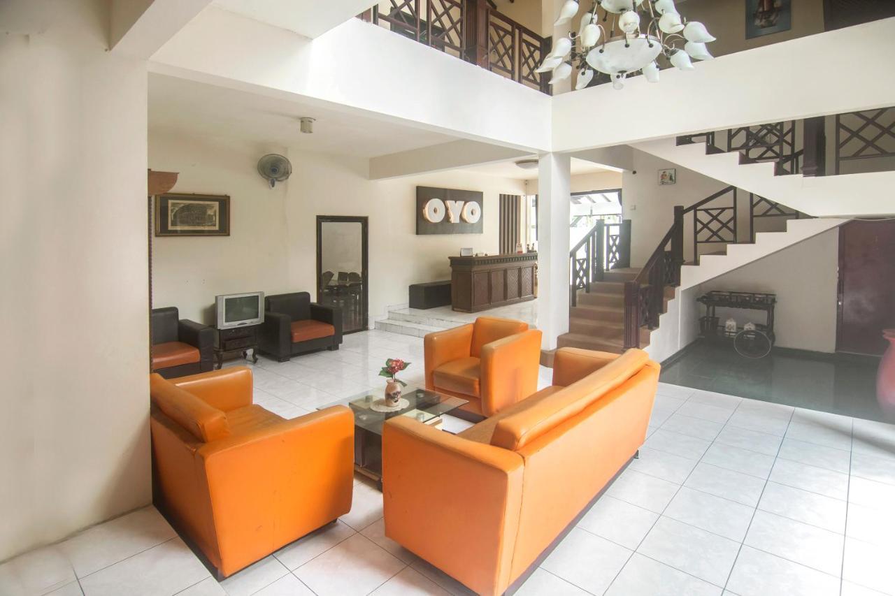 Готель Oyo 201 Emdi House Timoho Джок'якарта Екстер'єр фото